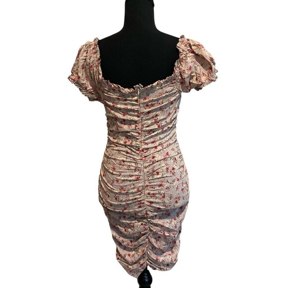 ASTR Shirred Flutter Floral Feminine Summer Party Ruched Mini Dress Size Small - Picture 3 of 11